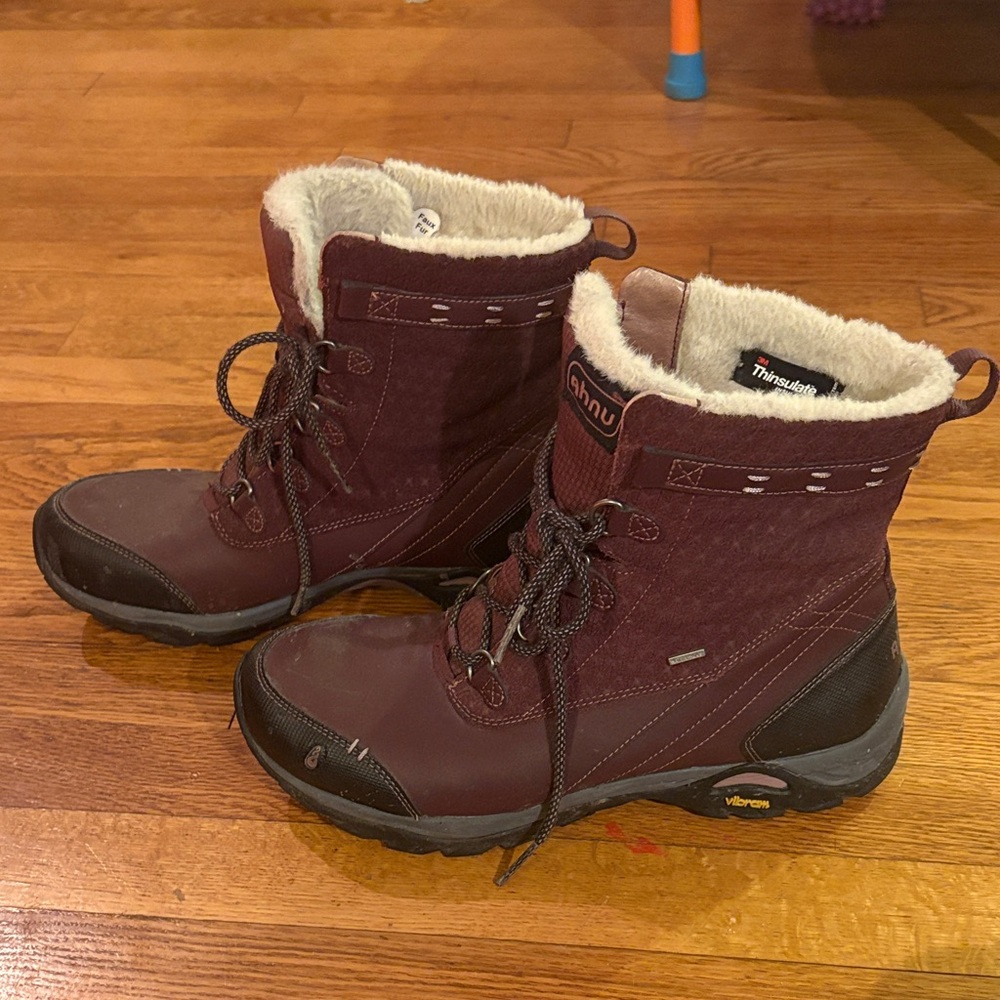 Ahnu Twain Harte leather Insulated Waterproof Winter Hiking Boots - Picture 7 of 12